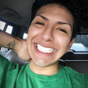 Meet your Posher, Axel